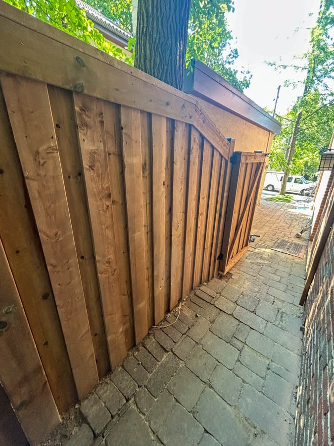 Midtown-Toronto-img4 walkway with privacy fence by Kerta Construction