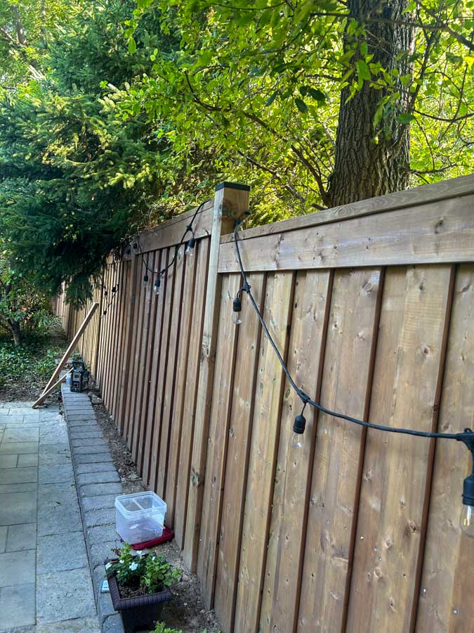 Portfolio-img-1 close up of fence with strong lights built by Kerta Construction