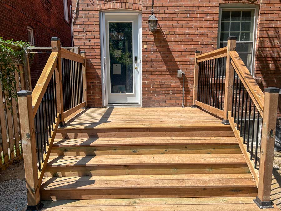 Portfolio-img-12 wide back steps with custom railings by Kerta Construction