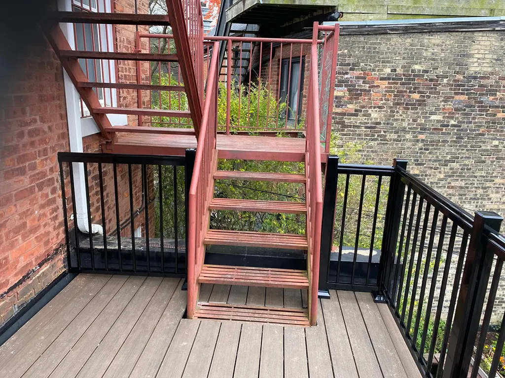 Portfolio-img-36 new railings built around the old steps by Kerta Construction